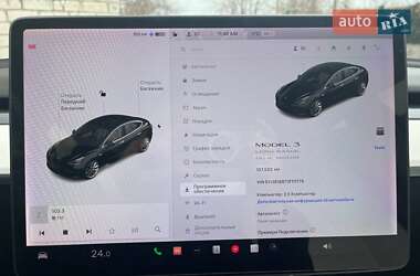 Седан Tesla Model 3 2018 в Николаеве