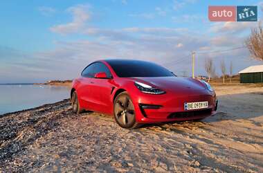 Седан Tesla Model 3 2019 в Николаеве