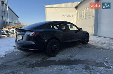 Седан Tesla Model 3 2022 в Броварах