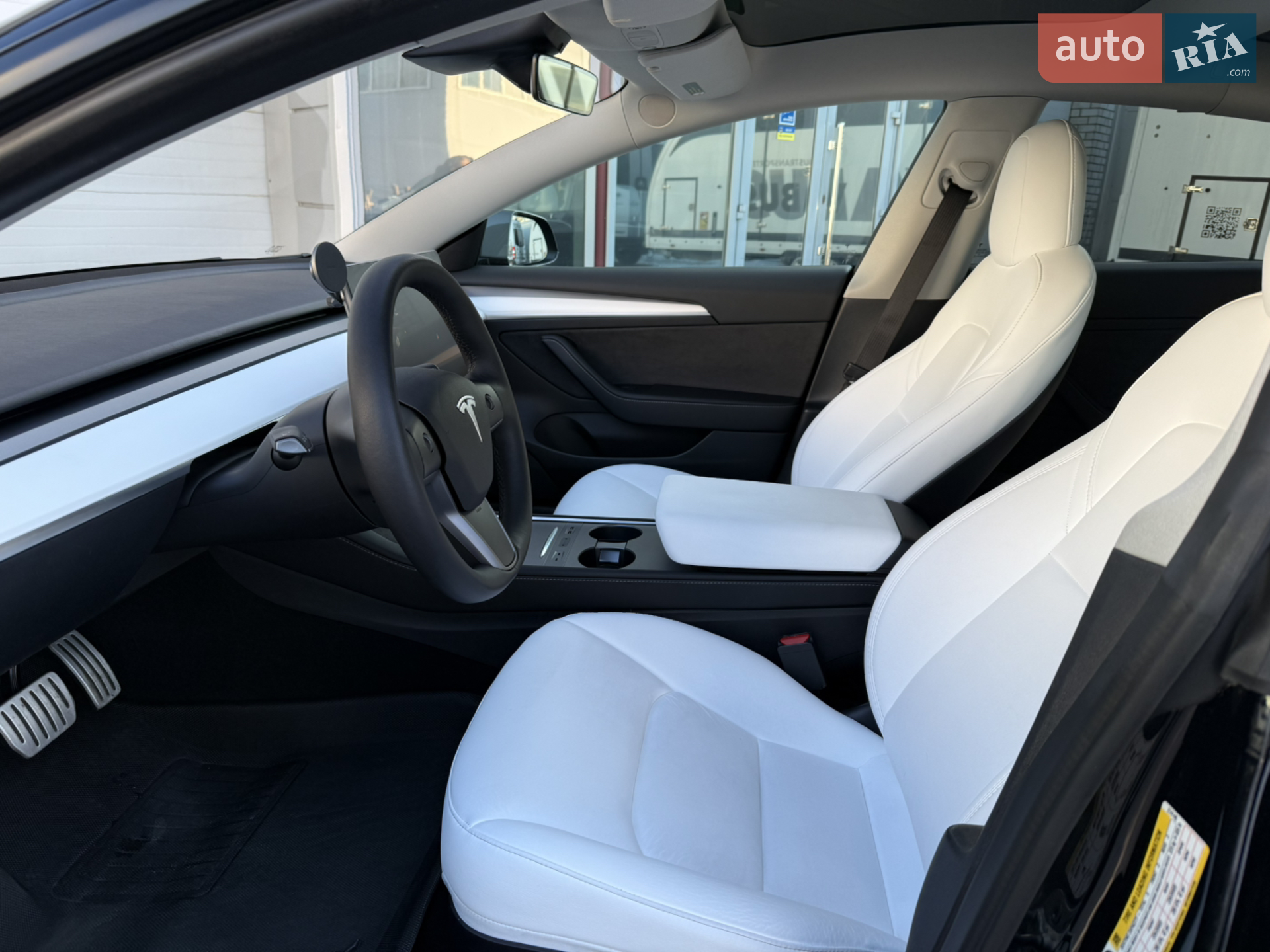 2022 Tesla Model 3 - мініатюра 12