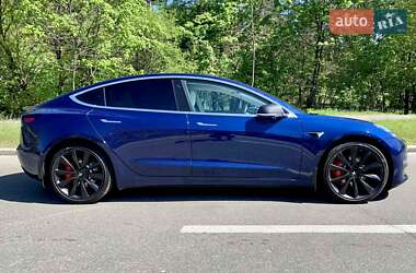 Седан Tesla Model 3 2019 в Києві