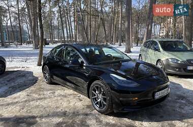 Седан Tesla Model 3 2021 в Києві