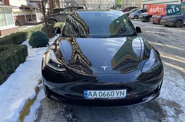 Седан Tesla Model 3 2021 в Києві