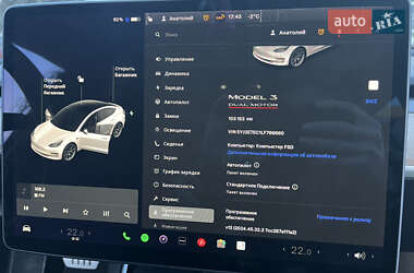 Седан Tesla Model 3 2020 в Луцке