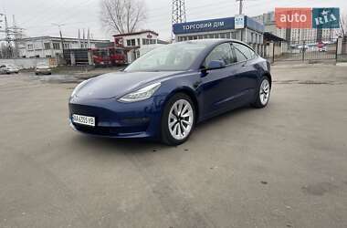 Седан Tesla Model 3 2022 в Києві