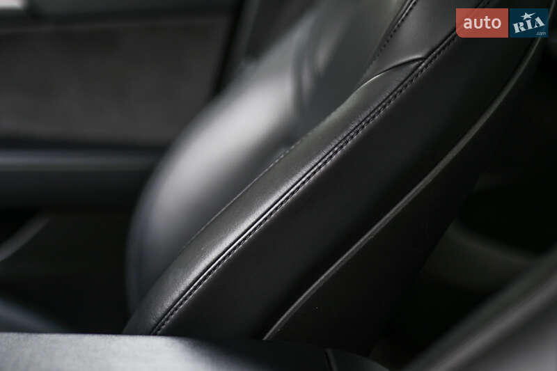 Седан Tesla Model 3 2022 в Ивано-Франковске