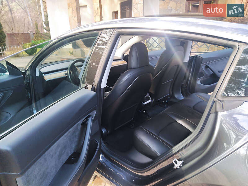 Седан Tesla Model 3 2018 в Львове фото 5 Седан Tesla Model 3 2018 в Львове