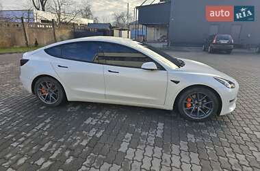 Седан Tesla Model 3 2021 в Львові