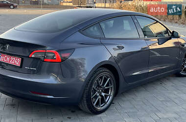 Седан Tesla Model 3 2021 в Луцке