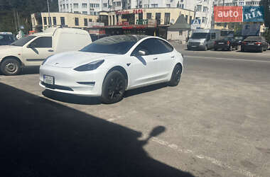 Седан Tesla Model 3 2021 в Киеве фото 2 Седан Tesla Model 3 2021 в Киеве