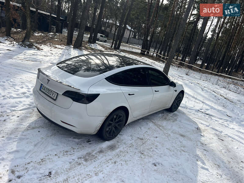 Седан Tesla Model 3 2021 в Киеве фото 6 Седан Tesla Model 3 2021 в Киеве