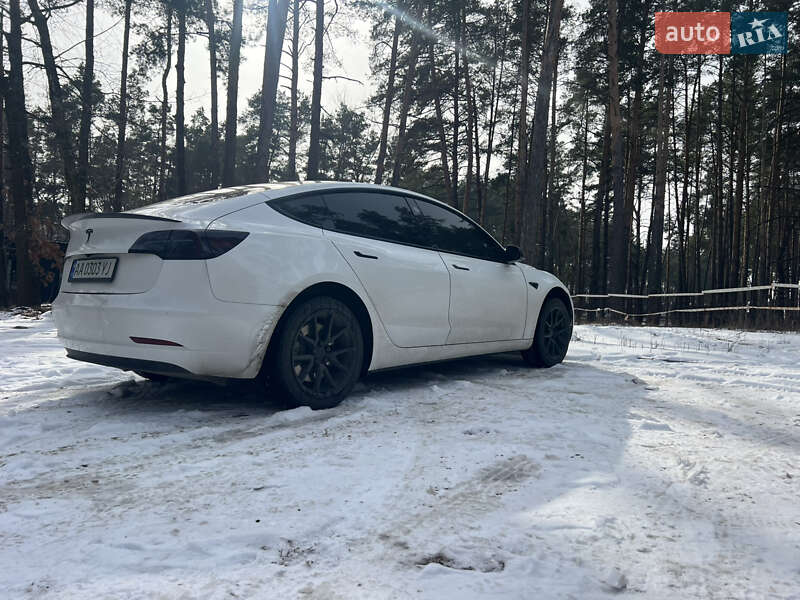 Седан Tesla Model 3 2021 в Киеве фото 9 Седан Tesla Model 3 2021 в Киеве