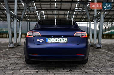 Седан Tesla Model 3 2018 в 