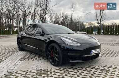 Седан Tesla Model 3 2018 в 