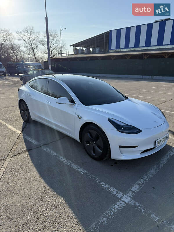 Седан Tesla Model 3 2019 в Запоріжжі