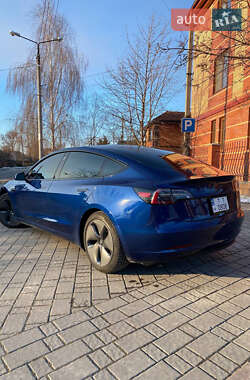 Седан Tesla Model 3 2019 в 
