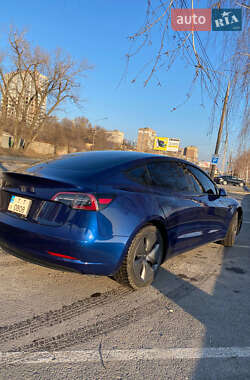 Седан Tesla Model 3 2019 в 