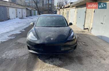 Седан Tesla Model 3 2021 в Днепре