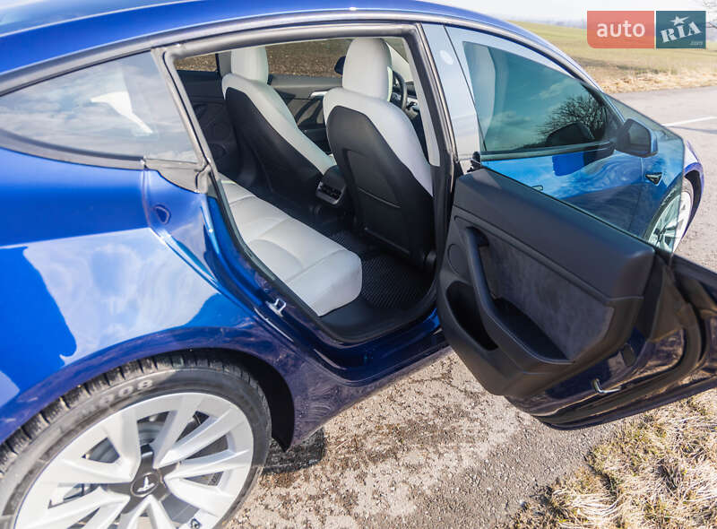 Седан Tesla Model 3 2022 в Львове фото 9 Седан Tesla Model 3 2022 в Львове