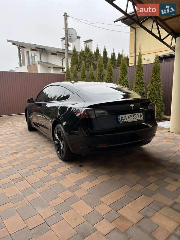 Седан Tesla Model 3 2018 в Киеве