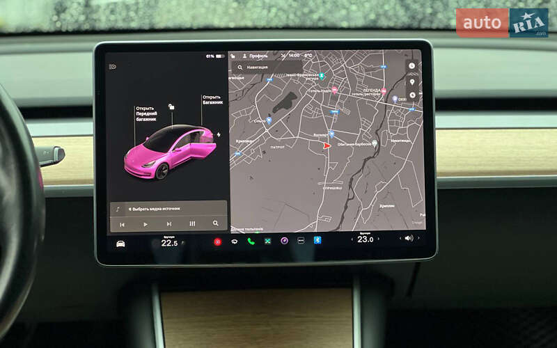 Седан Tesla Model 3 2019 в Івано-Франківську