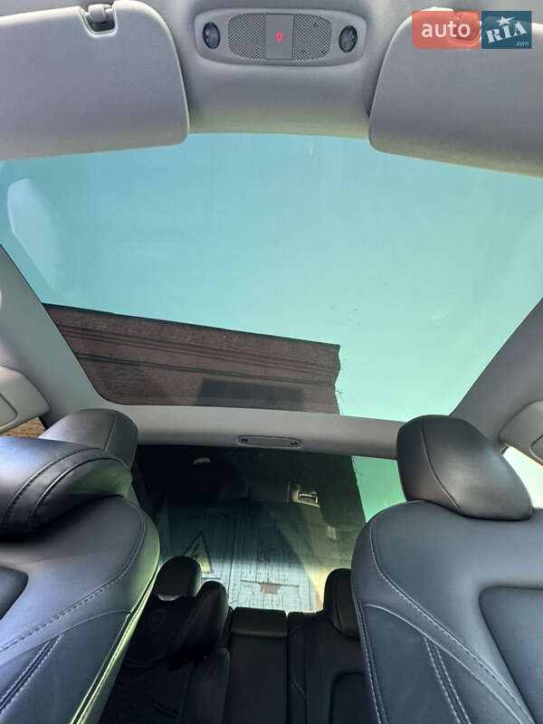 Седан Tesla Model 3 2019 в Чернигове