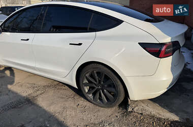 Седан Tesla Model 3 2019 в 