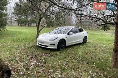 Седан Tesla Model 3 2019 в 