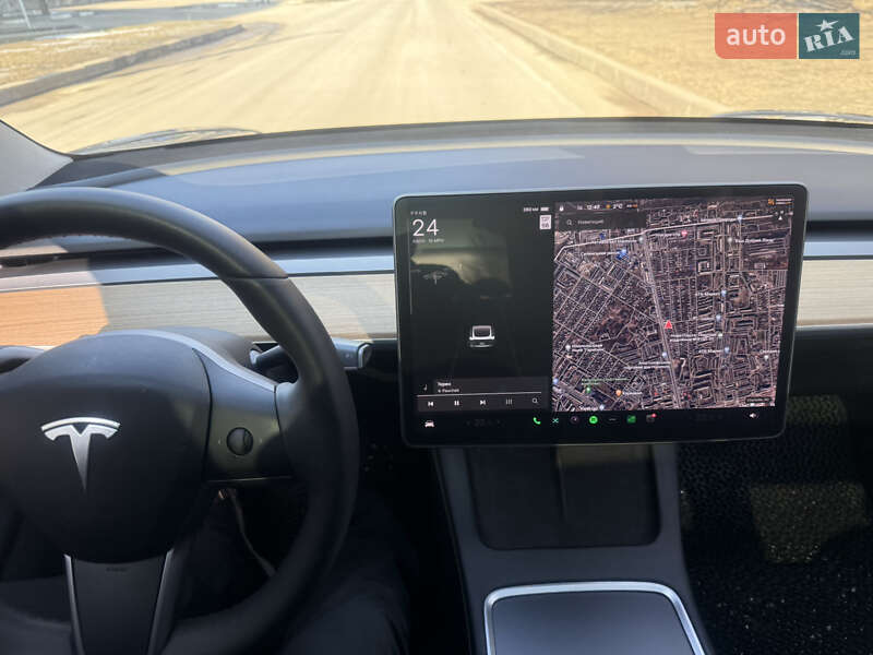 Седан Tesla Model 3 2020 в Днепре