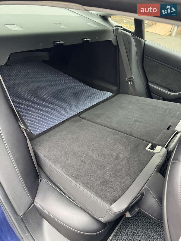 Седан Tesla Model 3 2018 в Хмельницком