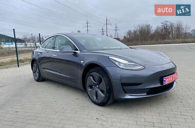 Седан Tesla Model 3 2019 в Виннице