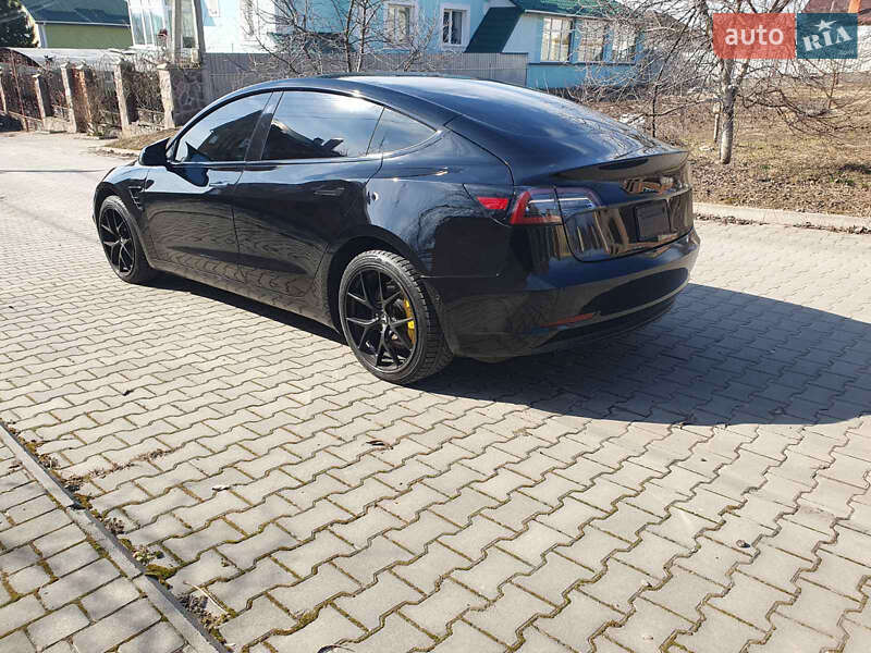 Седан Tesla Model 3 2020 в Хмельницькому