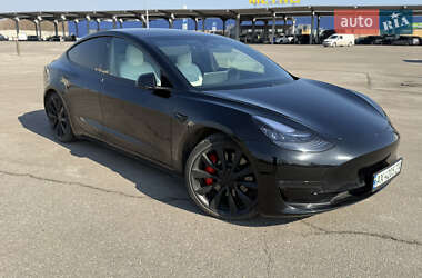Седан Tesla Model 3 2020 в 
