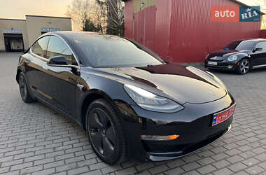 Седан Tesla Model 3 2019 в Владимире