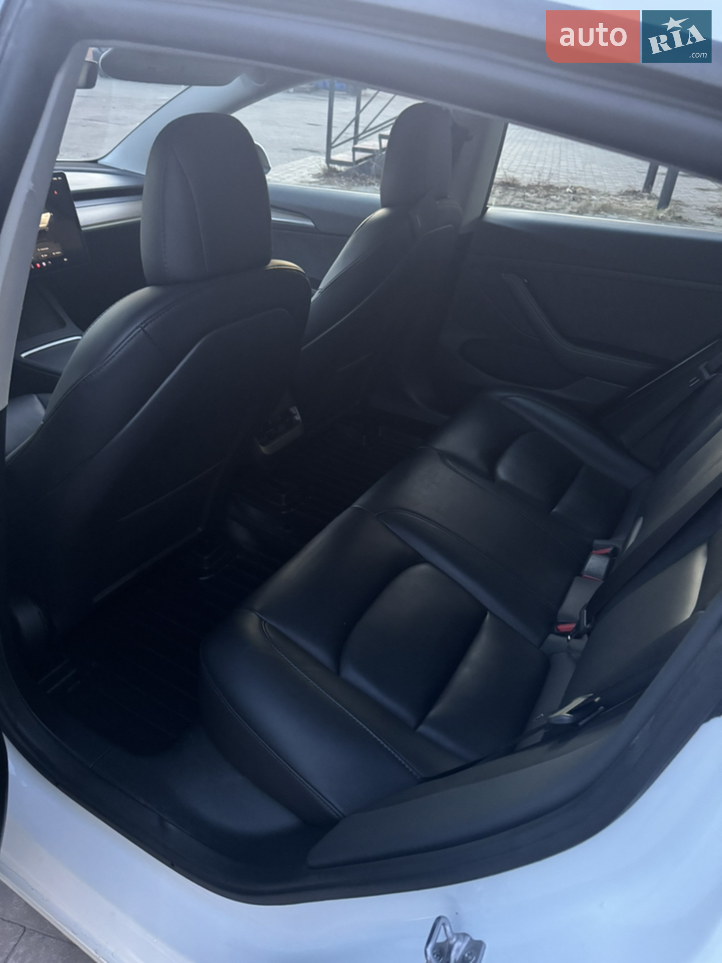 2022 Tesla Model 3 - мініатюра 8