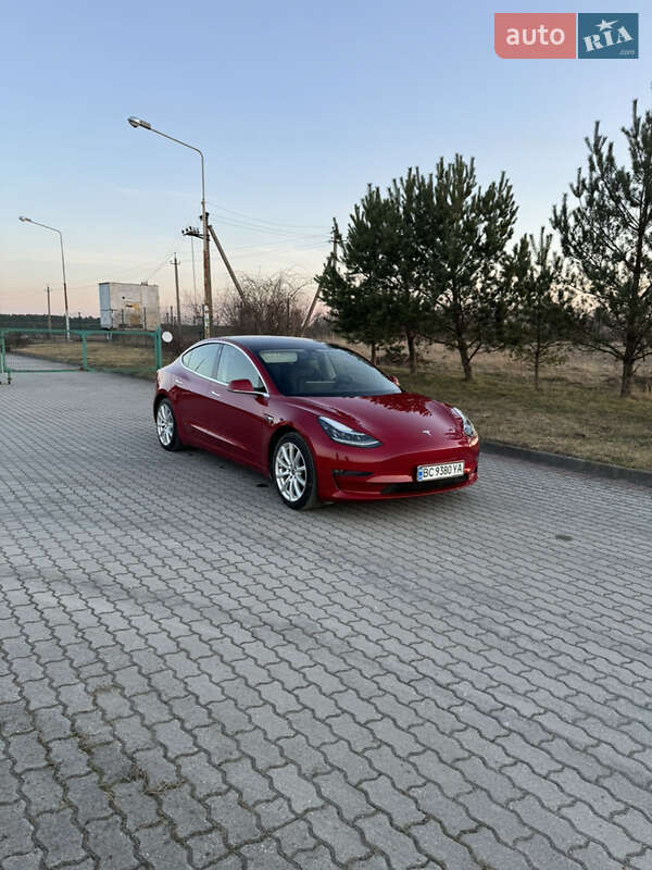 Седан Tesla Model 3 2019 в Радехові фото 3 Седан Tesla Model 3 2019 в Радехові