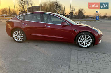 Седан Tesla Model 3 2019 в 
