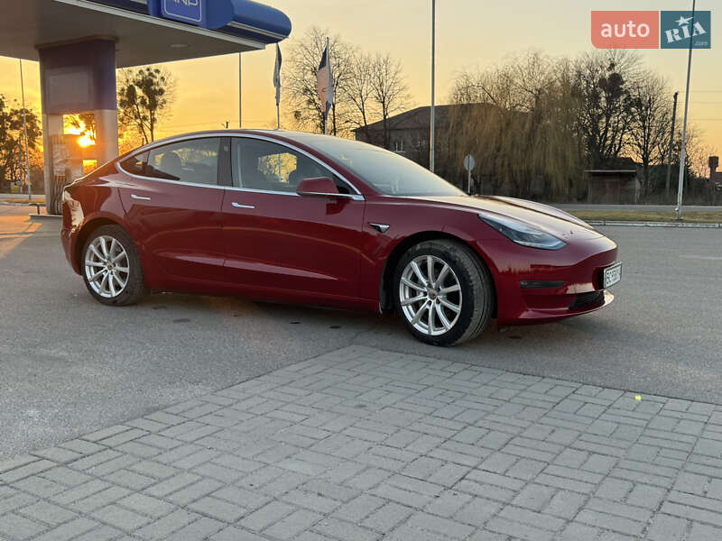 Седан Tesla Model 3 2019 в Радехові фото 15 Седан Tesla Model 3 2019 в Радехові