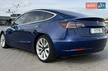 Седан Tesla Model 3 2019 в Черновцах