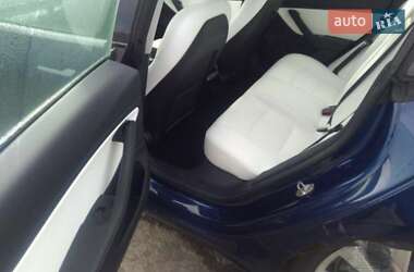 Седан Tesla Model 3 2019 в Черновцах