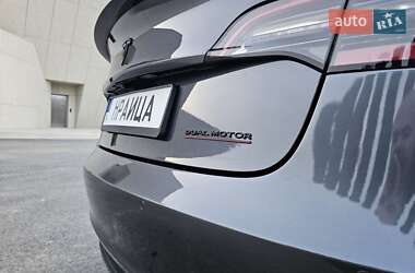 Седан Tesla Model 3 2018 в Днепре