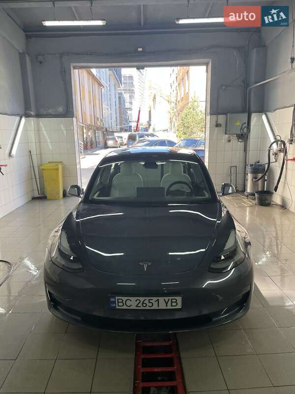 Седан Tesla Model 3 2021 в Львові фото 4 Седан Tesla Model 3 2021 в Львові