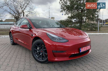 Седан Tesla Model 3 2022 в Києві