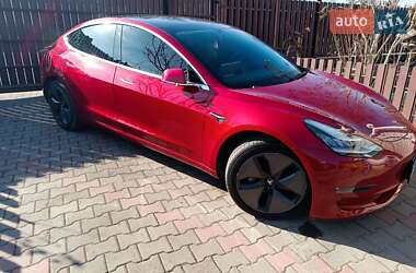 Седан Tesla Model 3 2018 в 