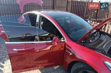 Седан Tesla Model 3 2018 в 