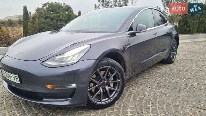 Седан Tesla Model 3 2019 в Дніпрі