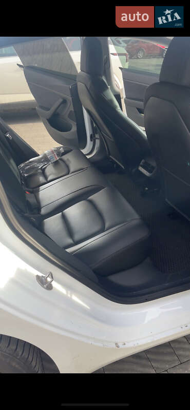 Седан Tesla Model 3 2021 в Киеве фото 8 Седан Tesla Model 3 2021 в Киеве