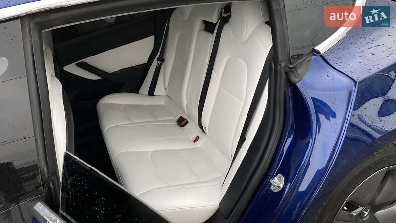 Седан Tesla Model 3 2018 в Луцке фото 88 Седан Tesla Model 3 2018 в Луцке