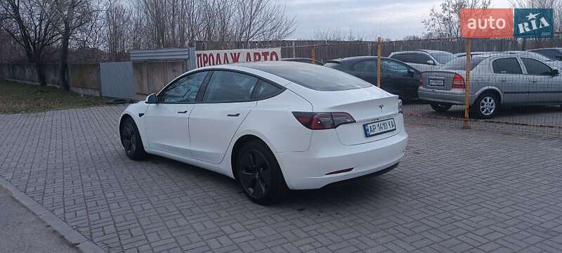 Седан Tesla Model 3 2023 в Запоріжжі