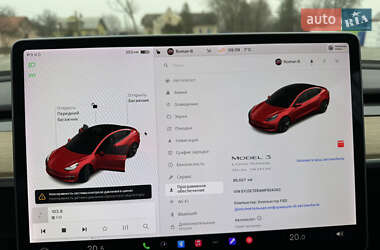 Седан Tesla Model 3 2020 в 